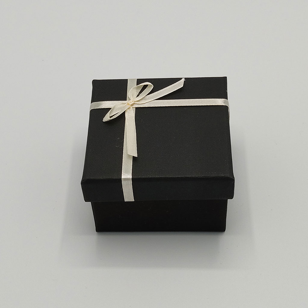 جعبه-کادو-کوچک-مشکی-01